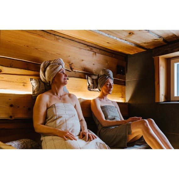 Pirties Turbana LAITURI  Natūrali/Juoda, Pirties kepurės - Viskas, ko reikia moderniai ir funkcionaliai pirčiai